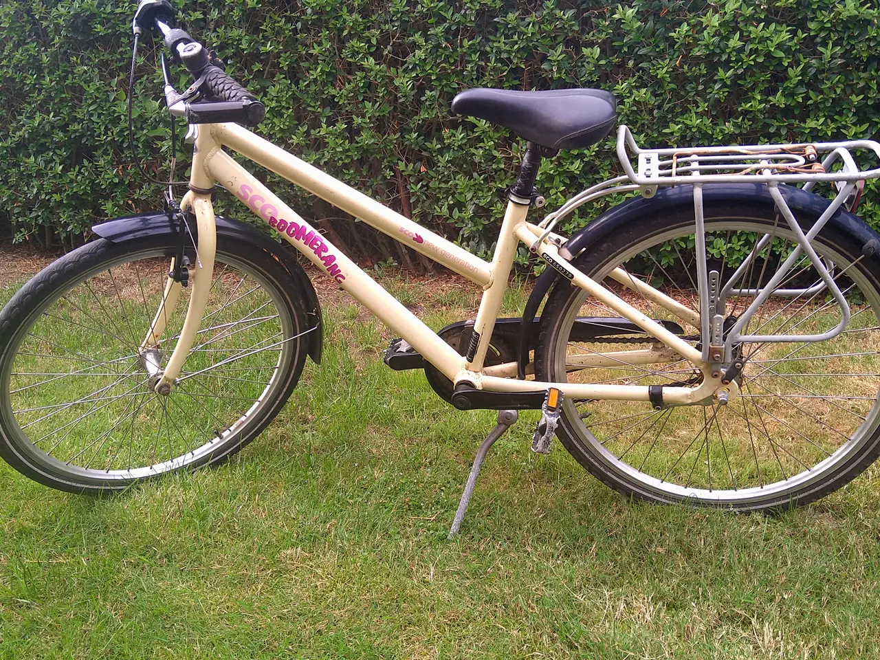 Billede 1 - Pigecykel 24" hjul sælges.