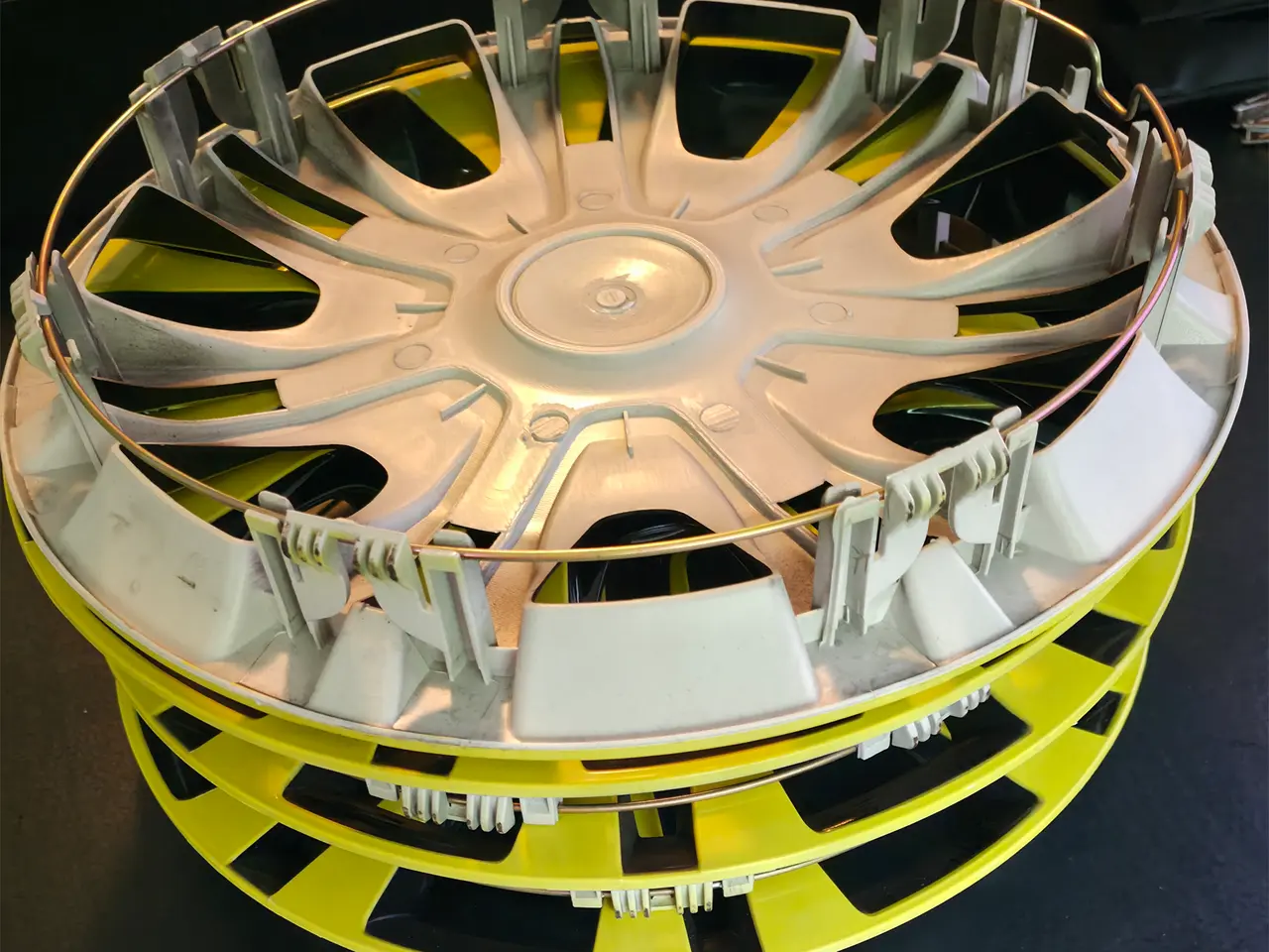 Billede 2 - 4 stk. 14" Hjulkapsler Gul
