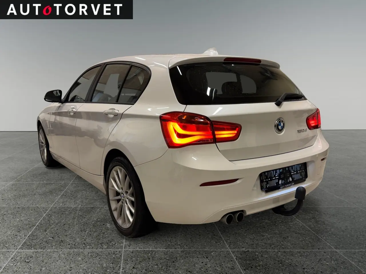 Billede 4 - BMW 120d 2,0 aut.