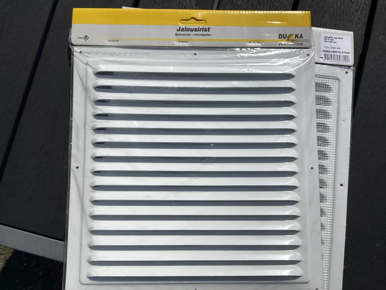 Billede 2 - Ventilations rist 300x300mm