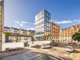Kontor i miniskyskraber på Nørrebro