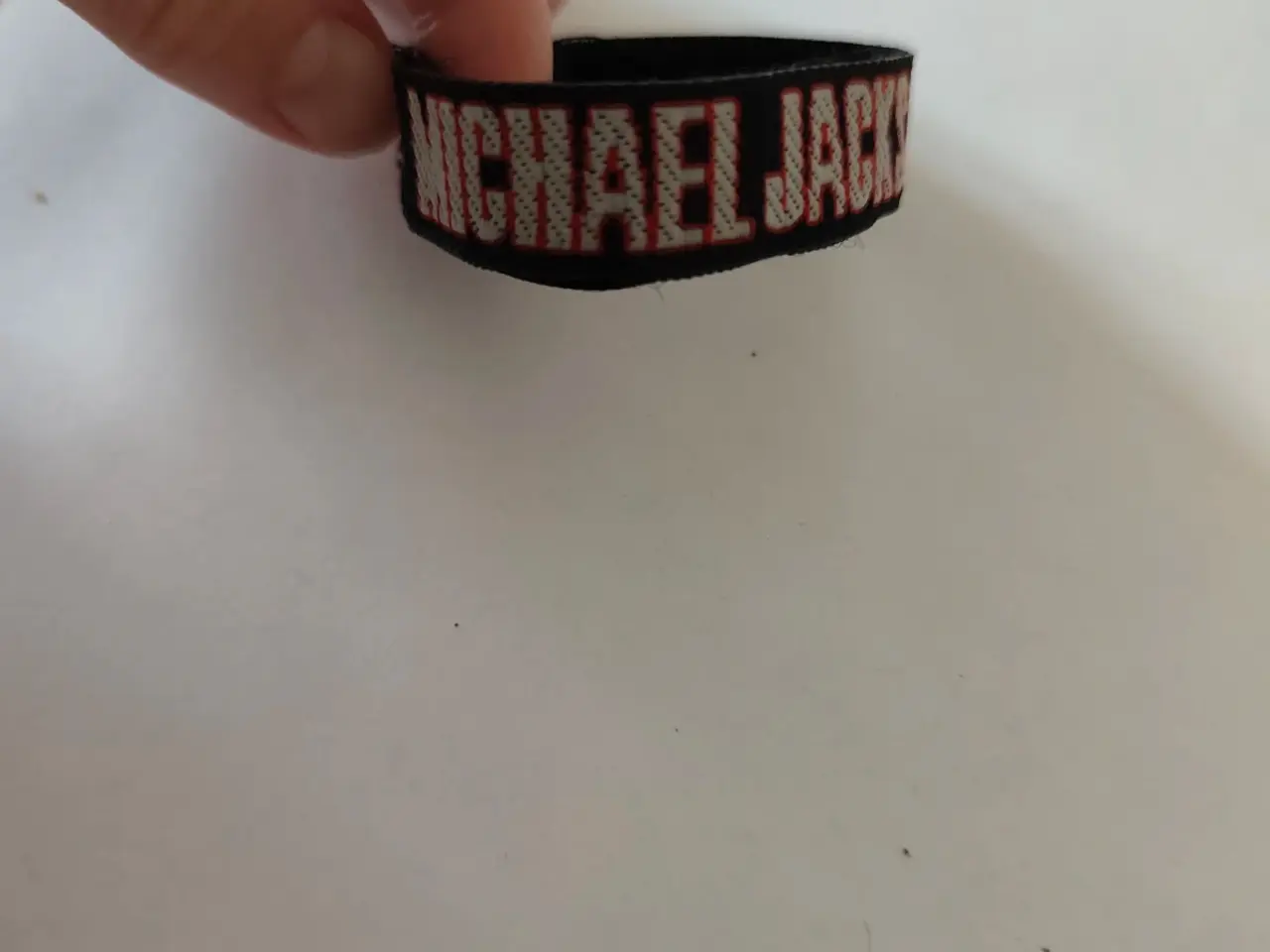 Billede 2 - velcro armbånd med Michael Jackson