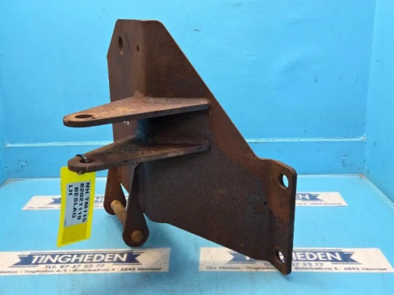 Billede 3 - New Holland TM115 Beslag L. 82021119