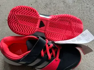 Adidas sko