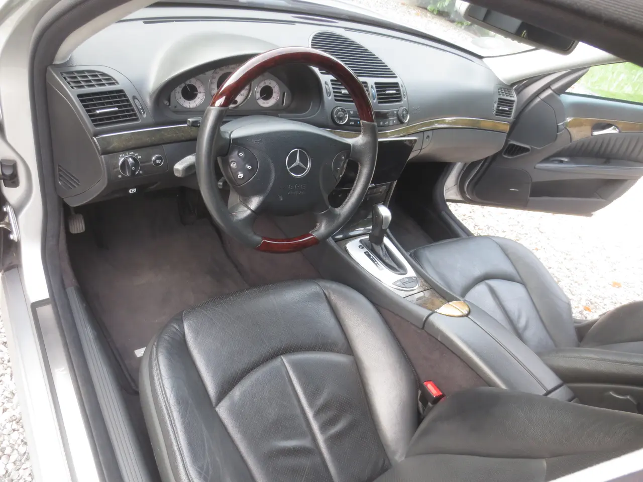Billede 17 - Pæn Mercedes E 320 3.2 i V6 Aut  