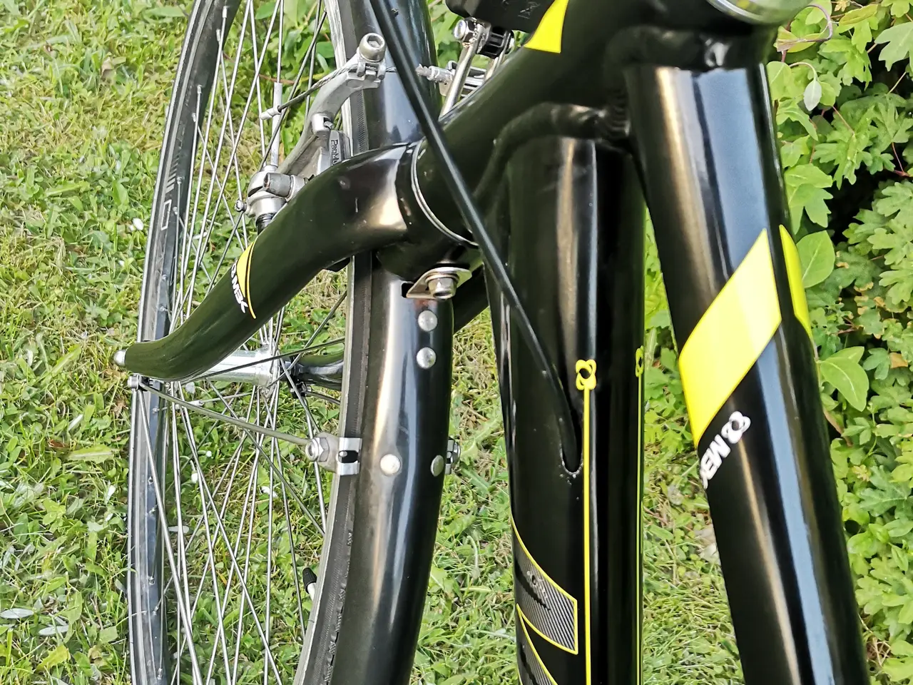 Billede 9 - Flot MBK dame-pigecykel ,godt dæk,28",53 cm, 7 gea