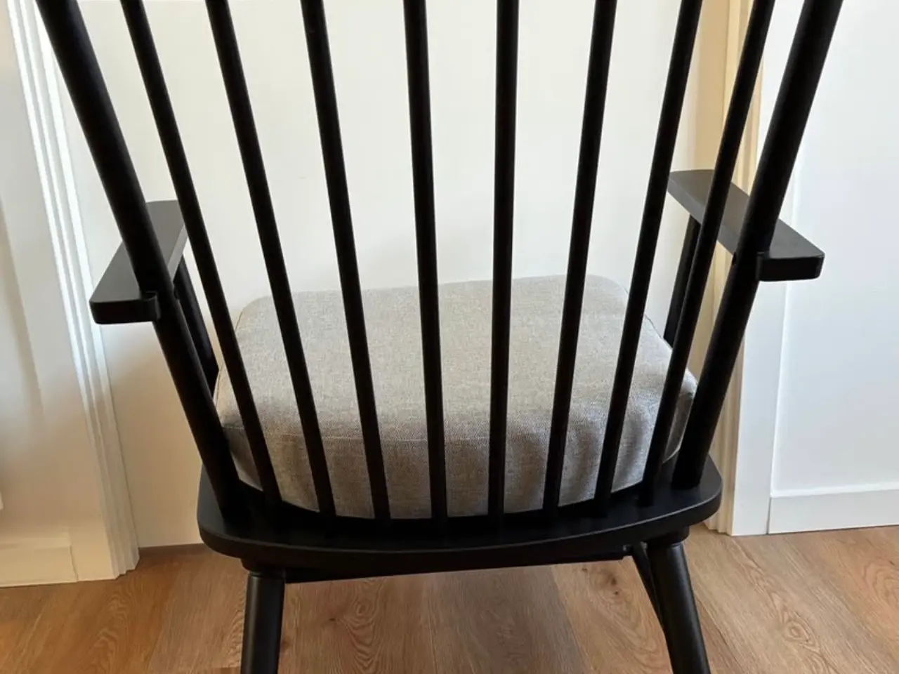 Billede 3 - Sort IKEA “Persbol” lænestol