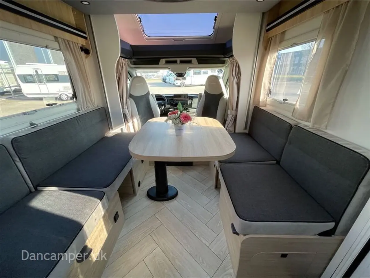 Billede 11 - 2026 - Chausson 720 Titanium