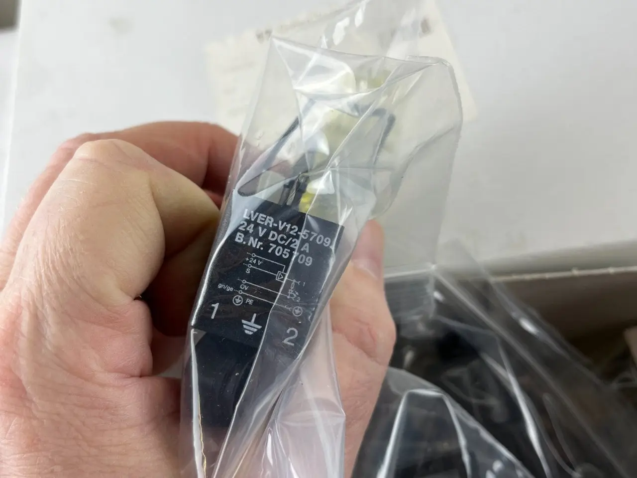 Billede 4 - Lutze LVER-V12-5709 DIN 43650 magnetventil stik DC