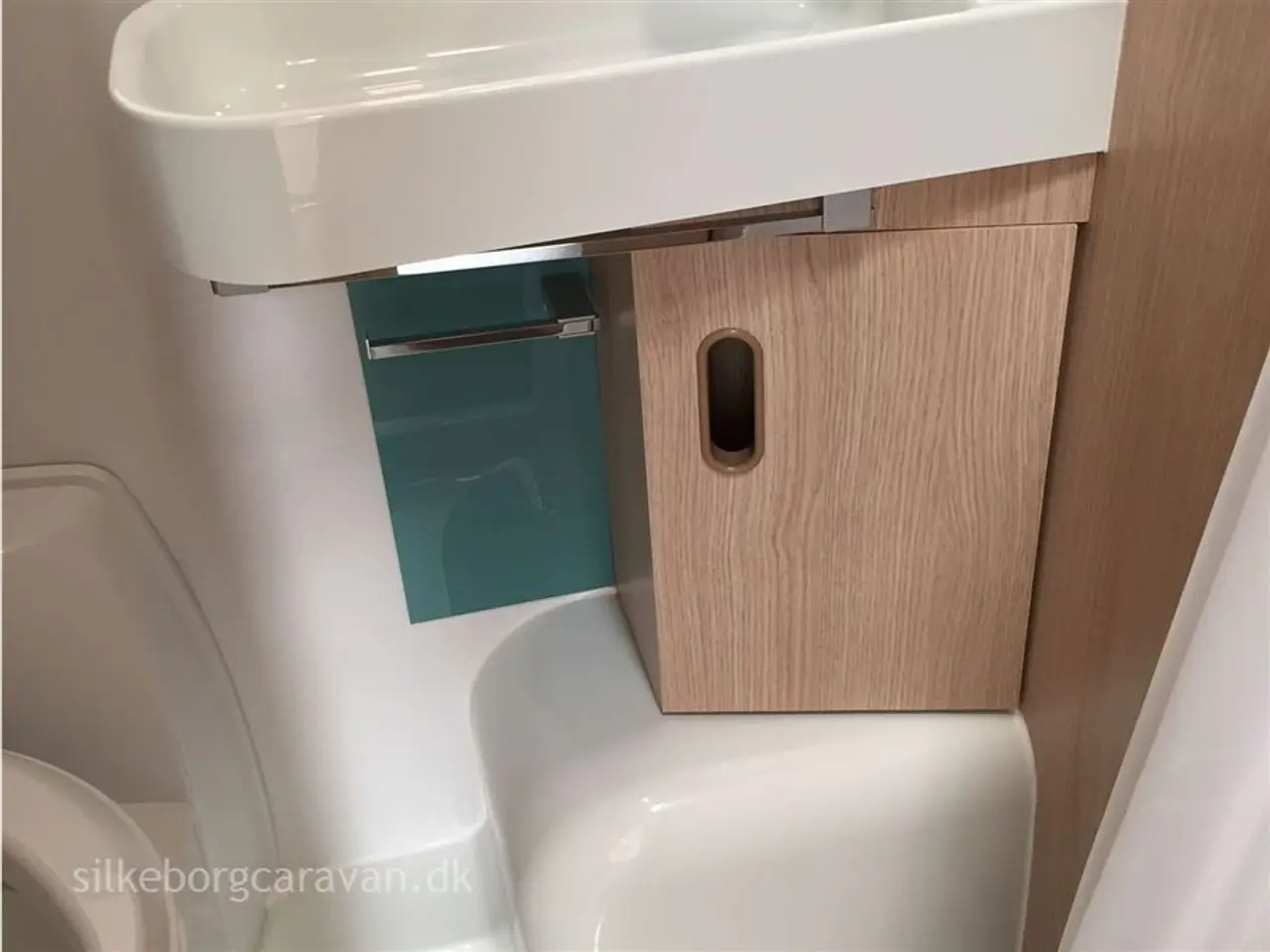 Billede 8 - 2026 - Adria Aviva 360 DK