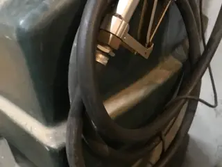 Olietank 1200 L. M/ elpumpe