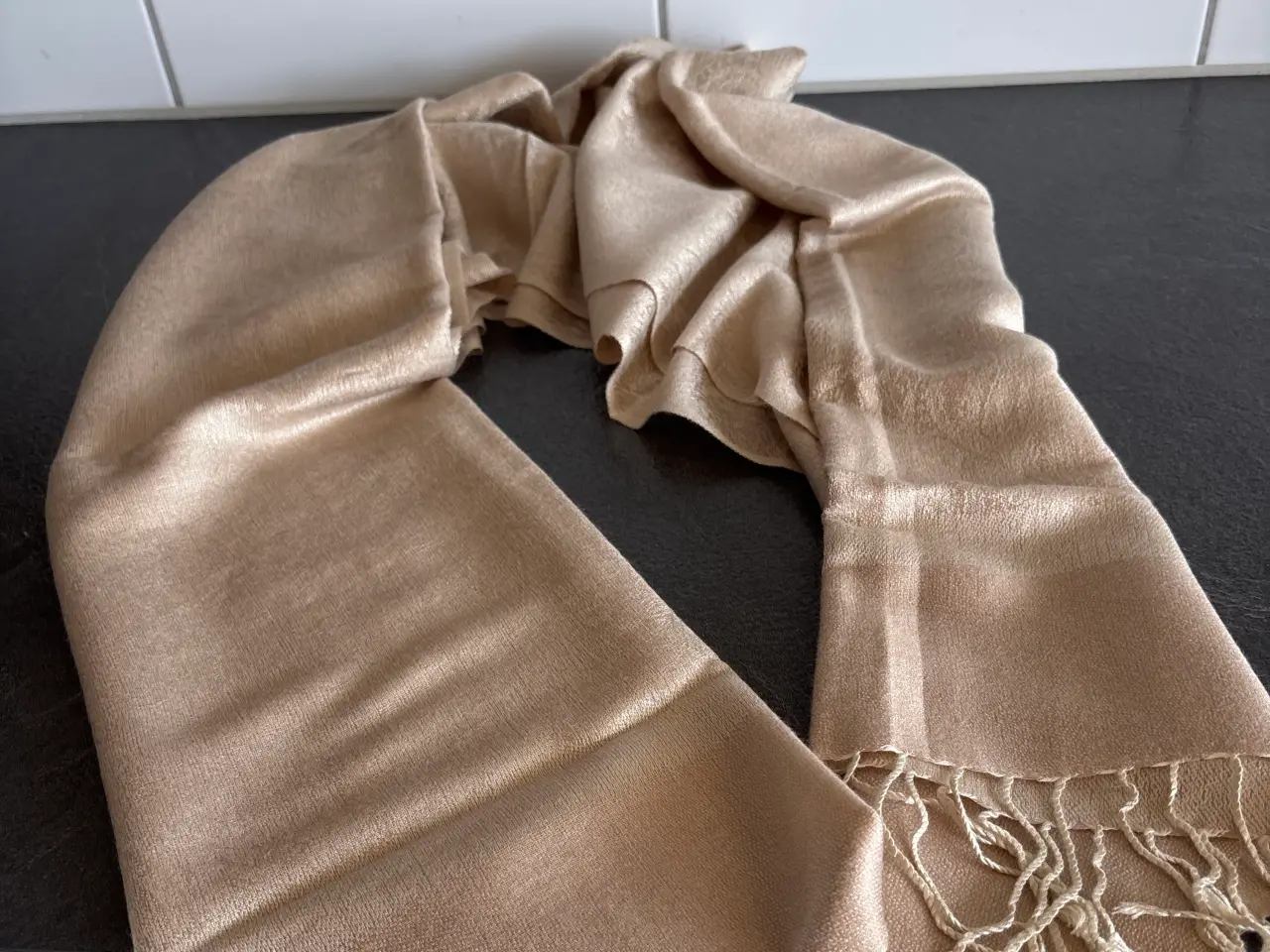 Billede 1 - Stola/ tørklæde . Pashmina/ uld. 