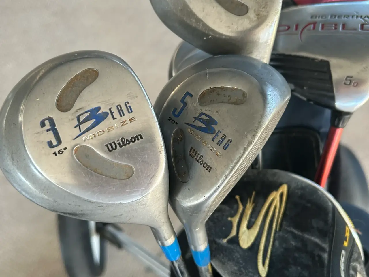 Billede 3 - Komplet golfsæt med golfvogn og bag – Wilson & Cal