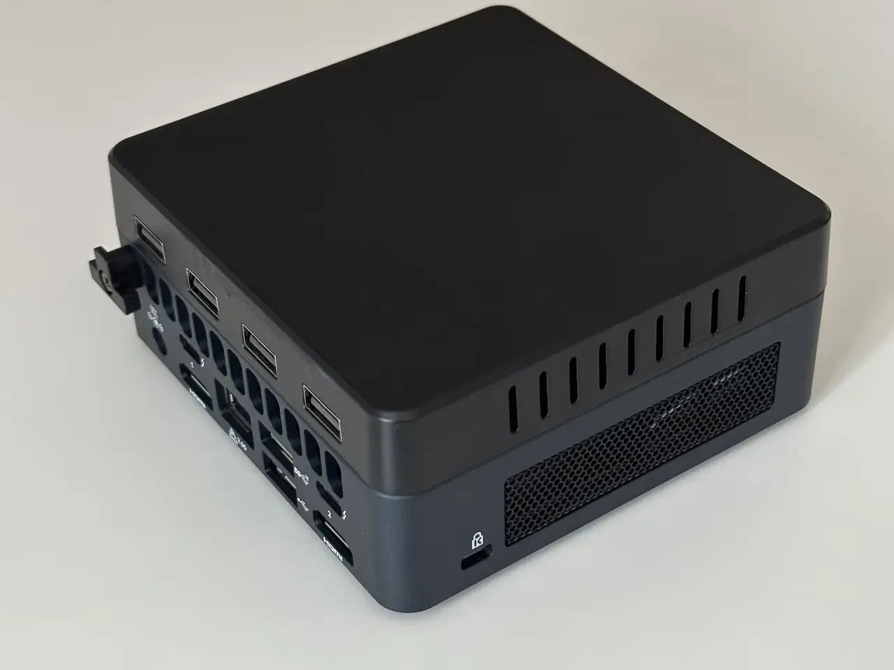 Billede 2 - Uåbnet Mini PC med i5-1135G7 fra Intel (Pro Kit)