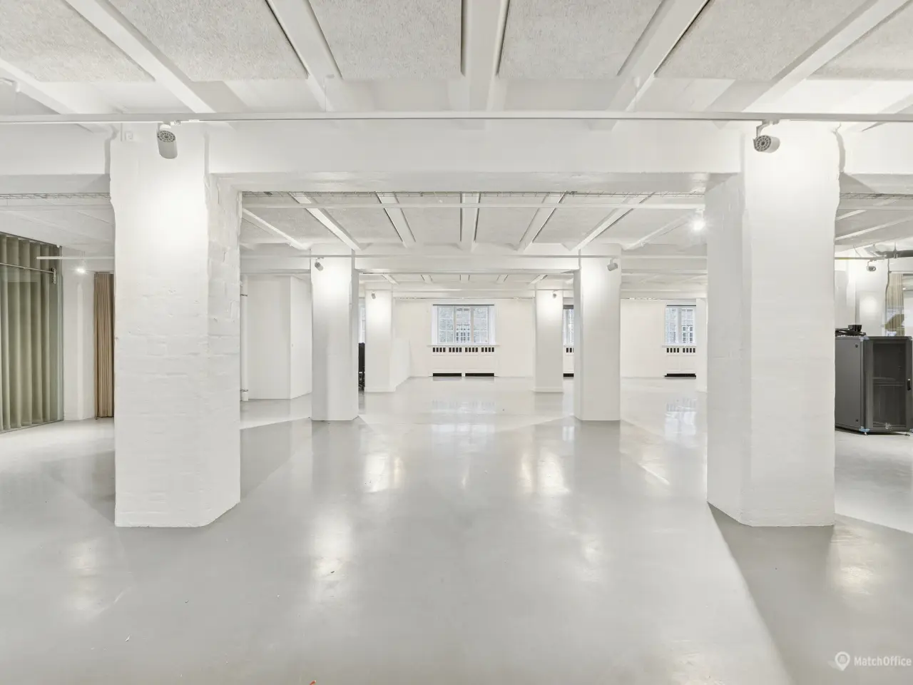 Billede 5 - Kontorlejemål i stueetage med rå og industriel stil - tæt på Islands Brygge metrostation.
