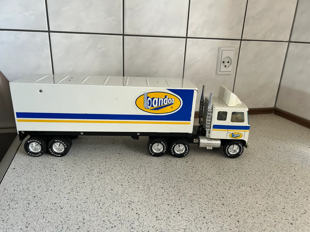 Billede 3 - Modellastbil