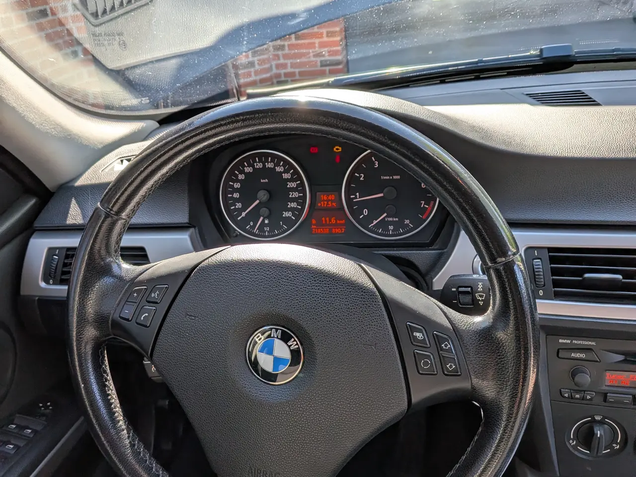 Billede 8 - velholdt BMW 325I