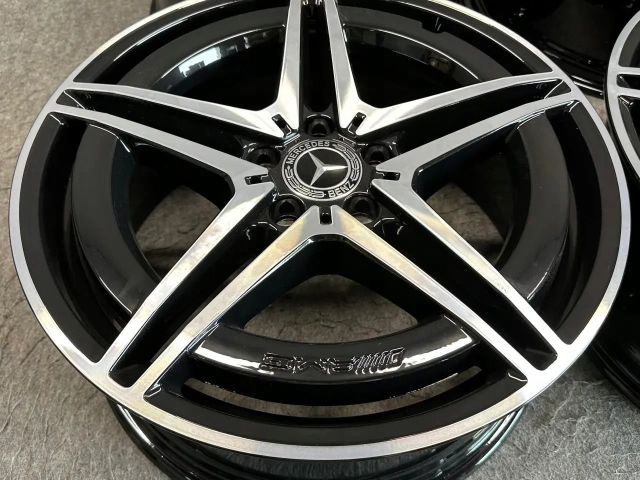 Billede 3 - MERCEDES A293 EQC 8Jx19 ET34
