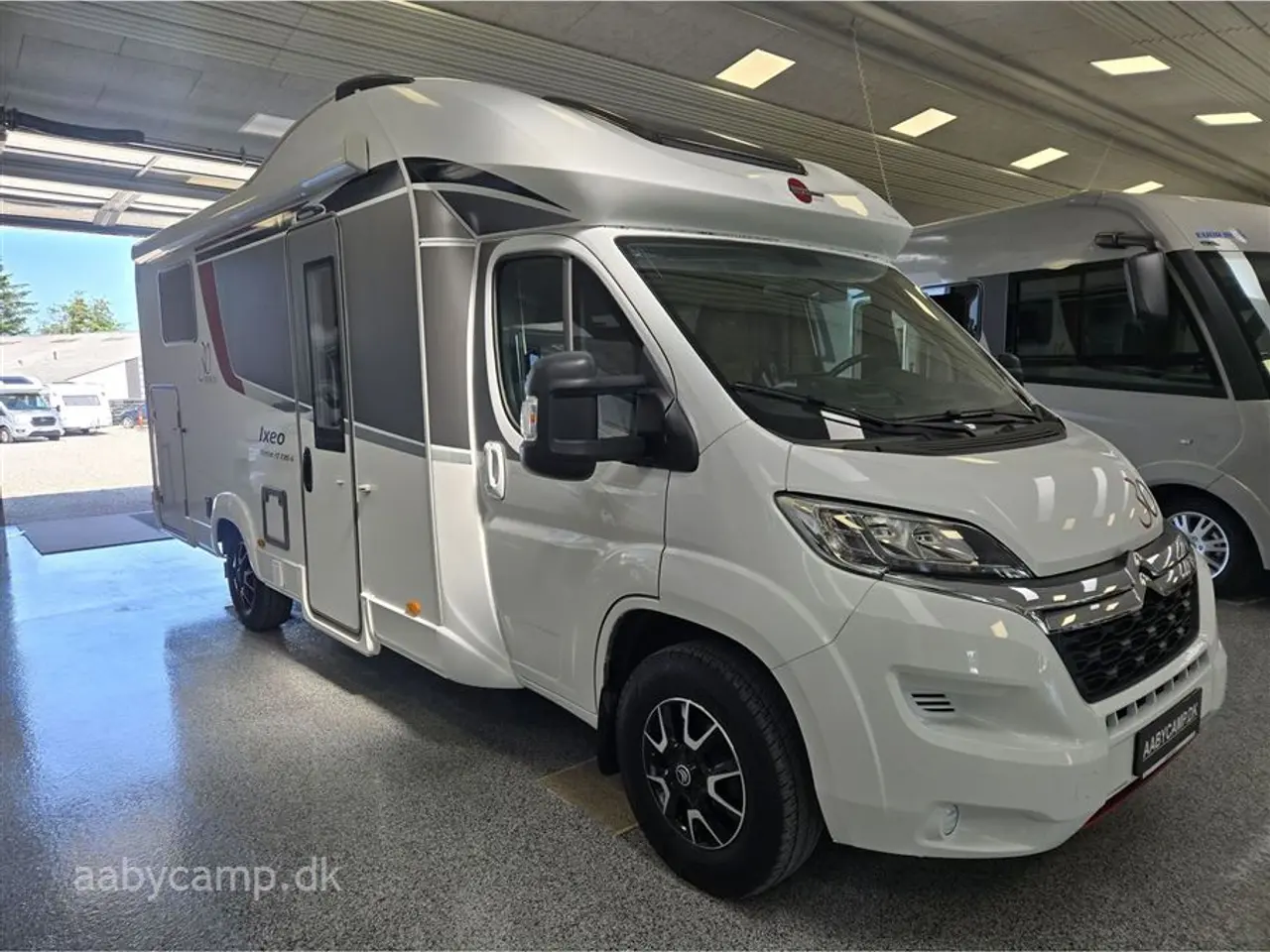 Billede 1 - 2018 - Bürstner Ixeo Time 726 G "Edition 30" Super lækker familie Camper