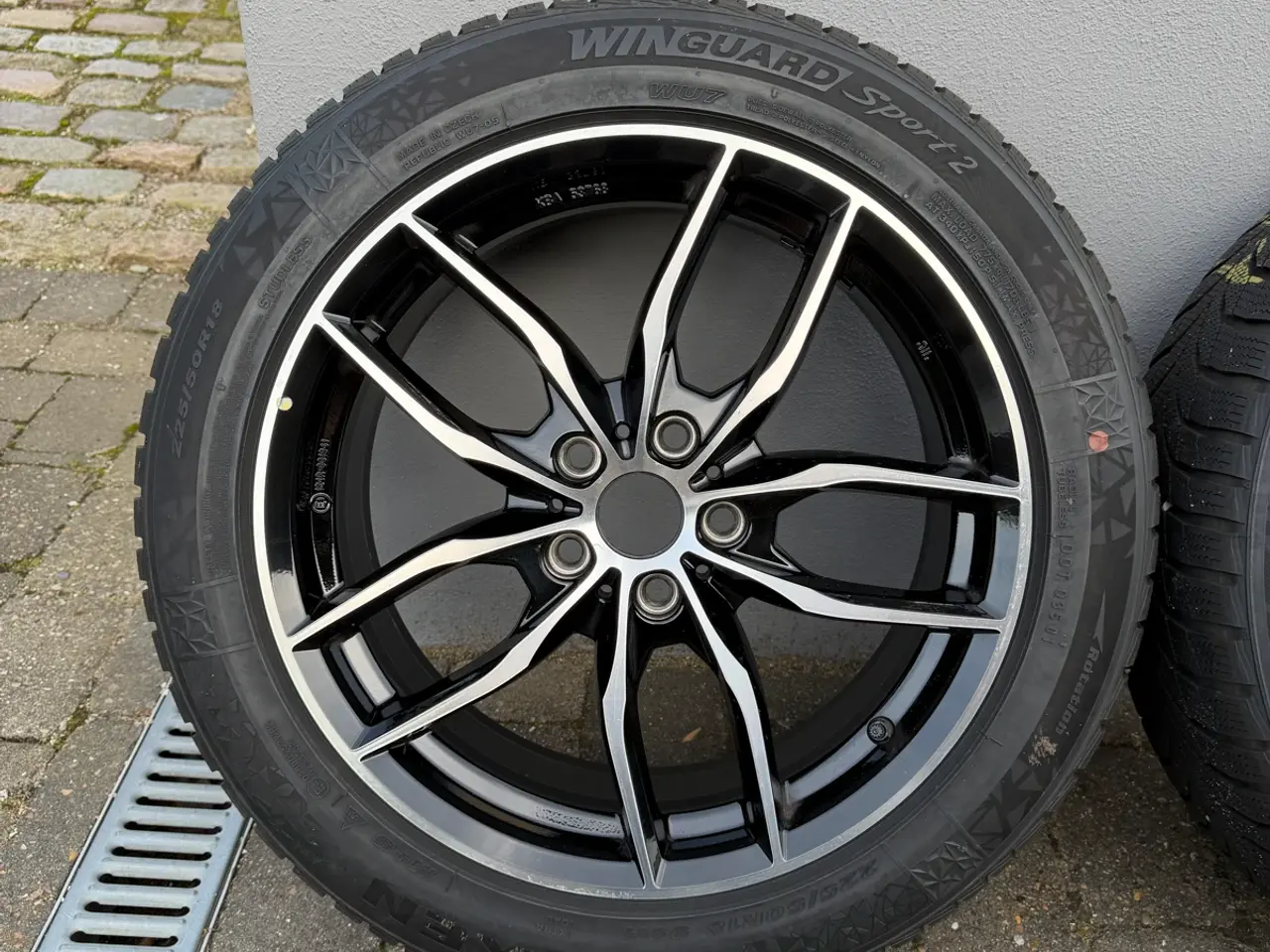 Billede 2 - BMW X2 18” vinterhjul