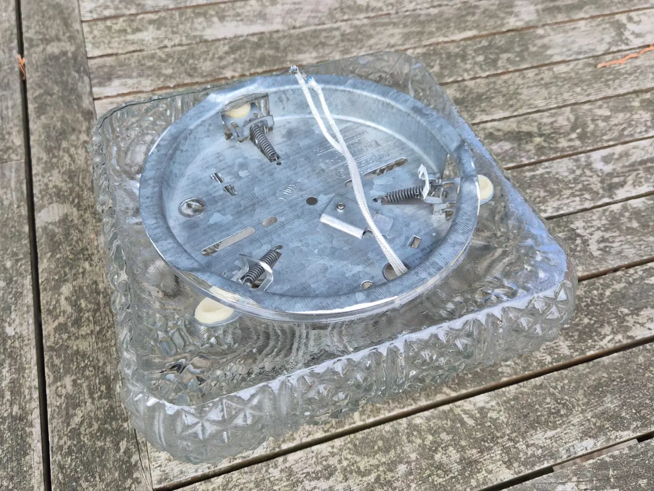 Billede 12 - Smuk plafond med buet glasskærm