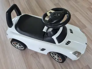 Gåbil, Mercedes-Benz SLS AMG