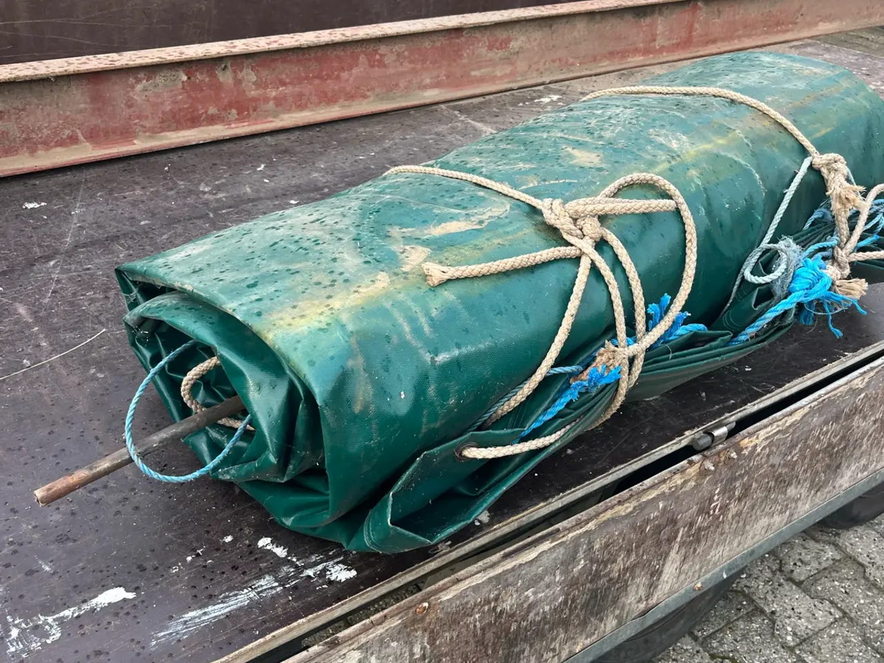 Billede 1 - Kraftig presenning