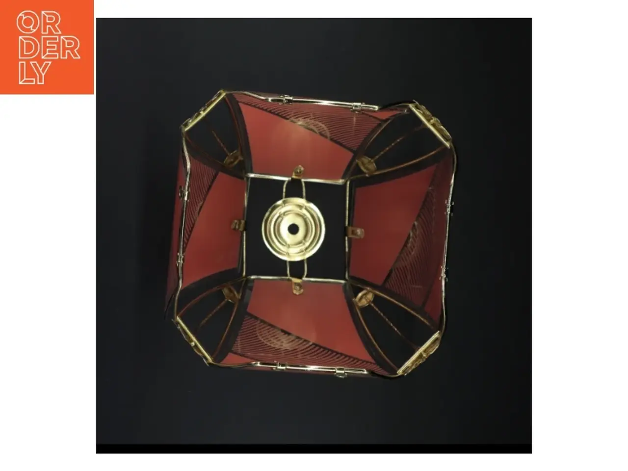 Billede 4 - Lyserød glas lampeskærm med metaldekoration (str. 24 x 21 cm)