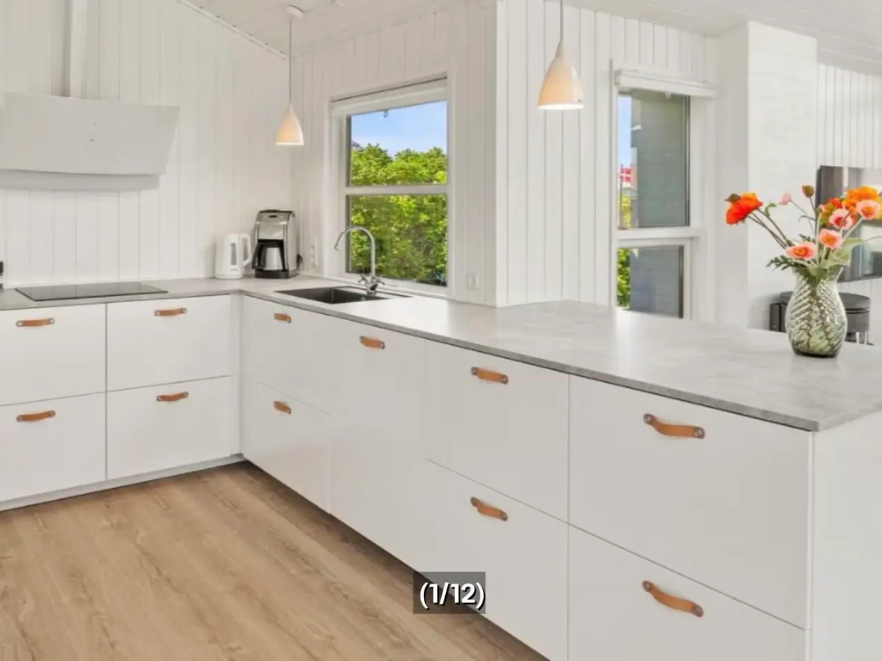 Billede 1 - Bordplade med under limet vask