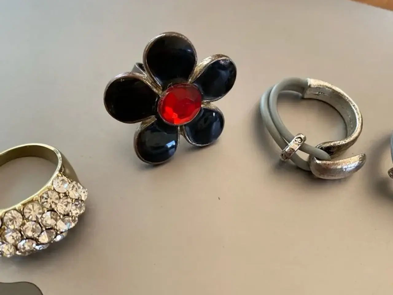 Billede 3 - Smarte ringe