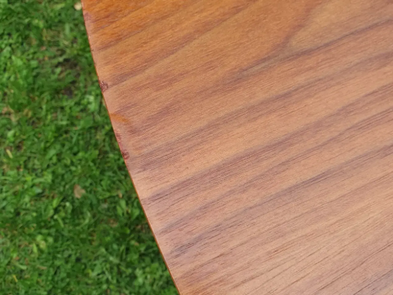 Billede 4 - Rundt Teak Spisebord