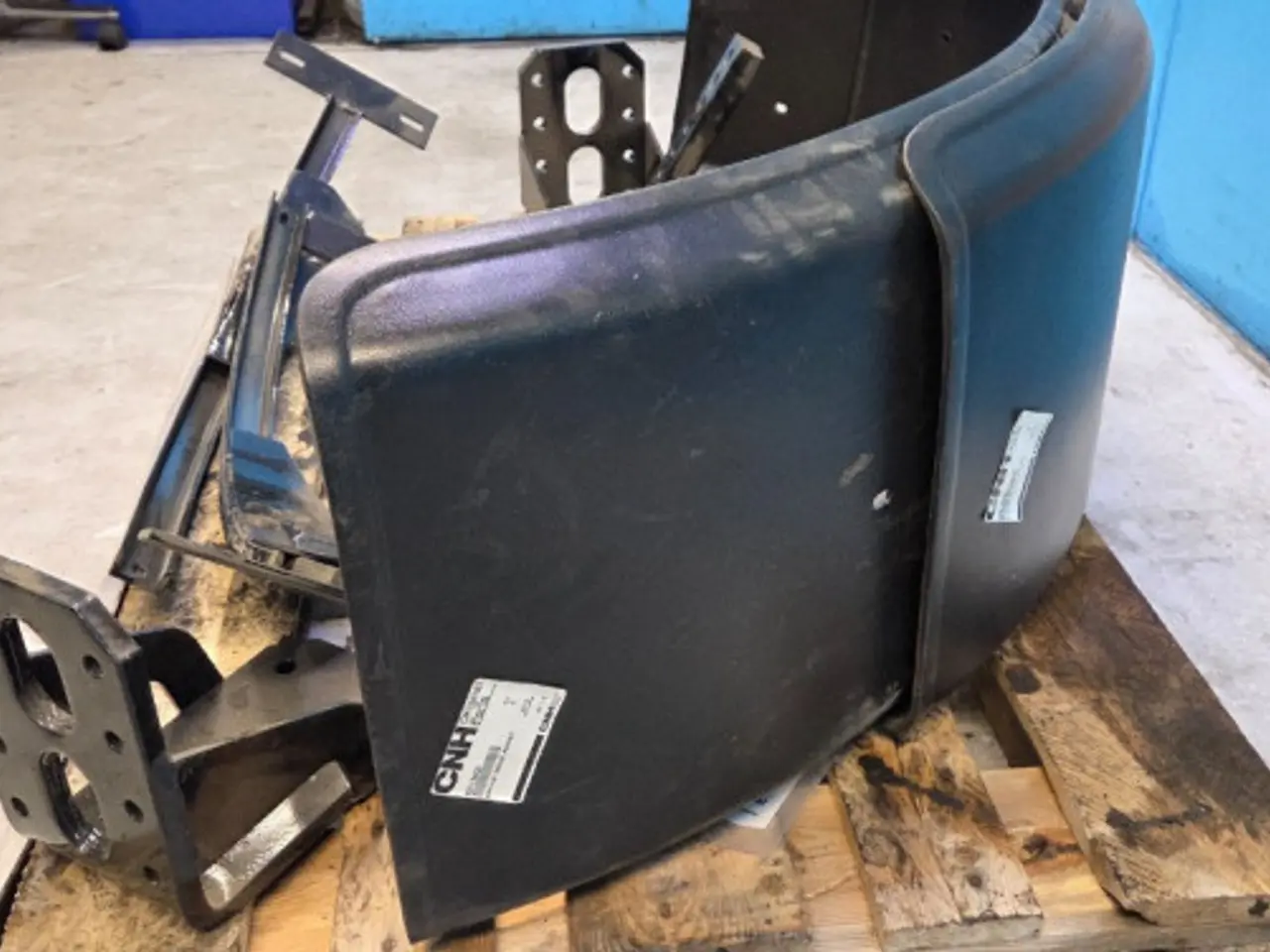 Billede 13 - New Holland TS100 Hjulskærm Kit 710860034