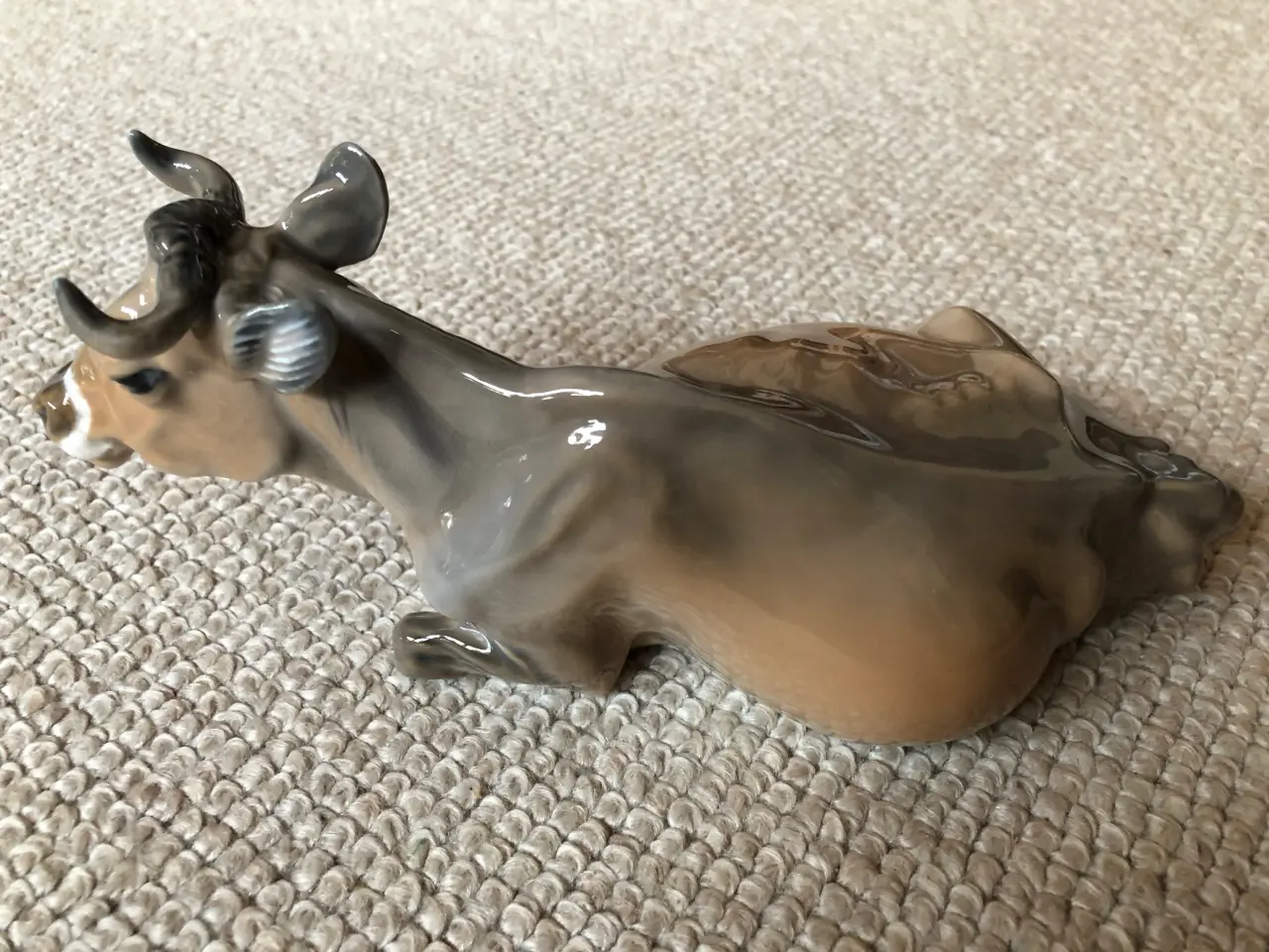 Billede 2 - Figur Liggende Ko (Royal Copenhagen)