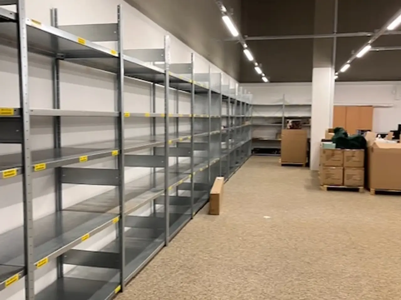 Billede 1 - Lager- og værkstedsreoler samt andet til erhverv