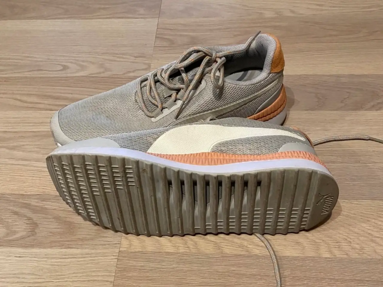 Billede 5 - Puma Sneakers str. 40,5