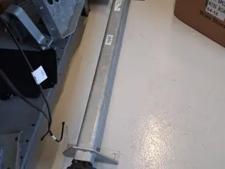 Knott Aksel 750kg