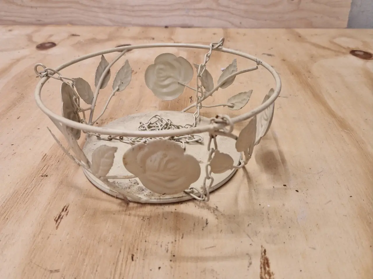 Billede 4 - Ophængskurv i metal 20.5 cm diameter