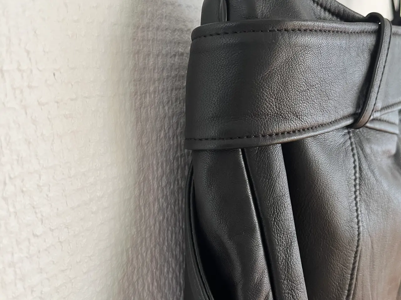 Billede 9 - Sort læder nederdel Massimo Dutti str M