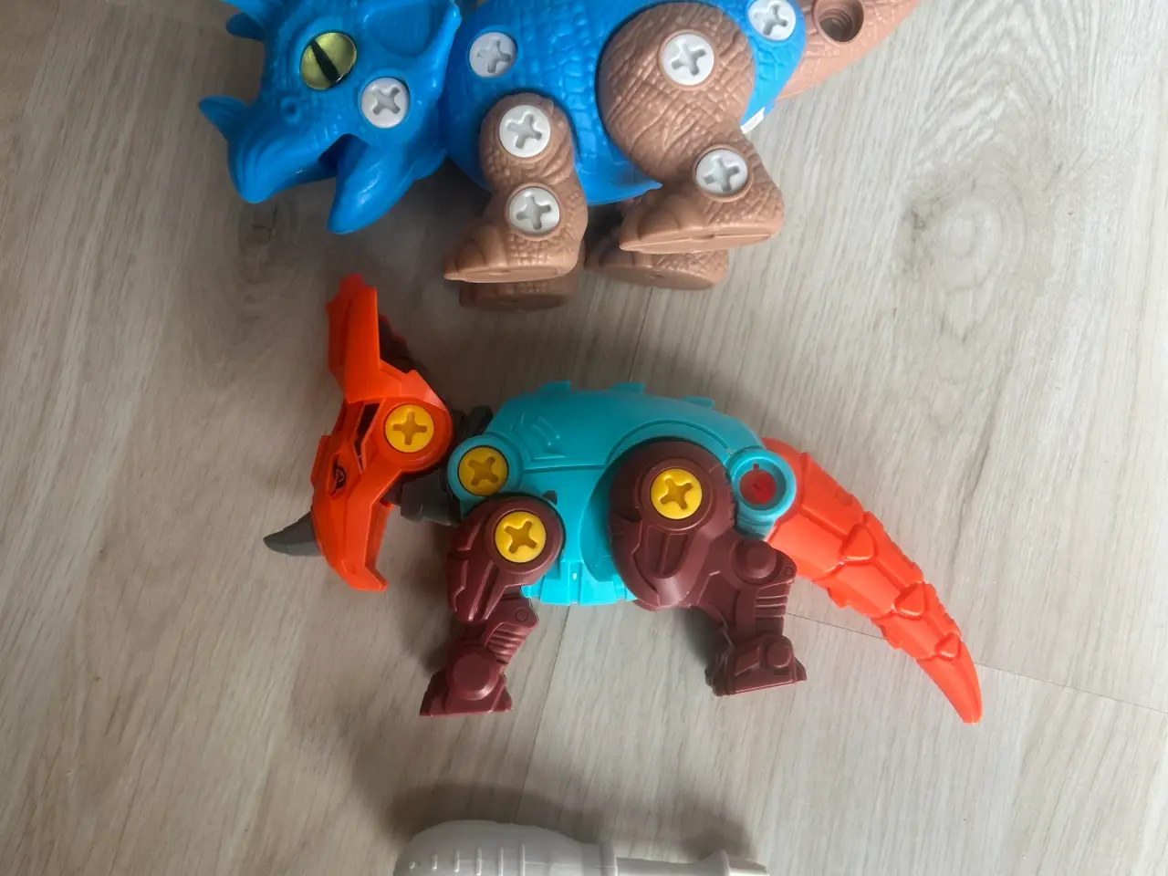 Billede 1 - dinozaurų byggesæt.