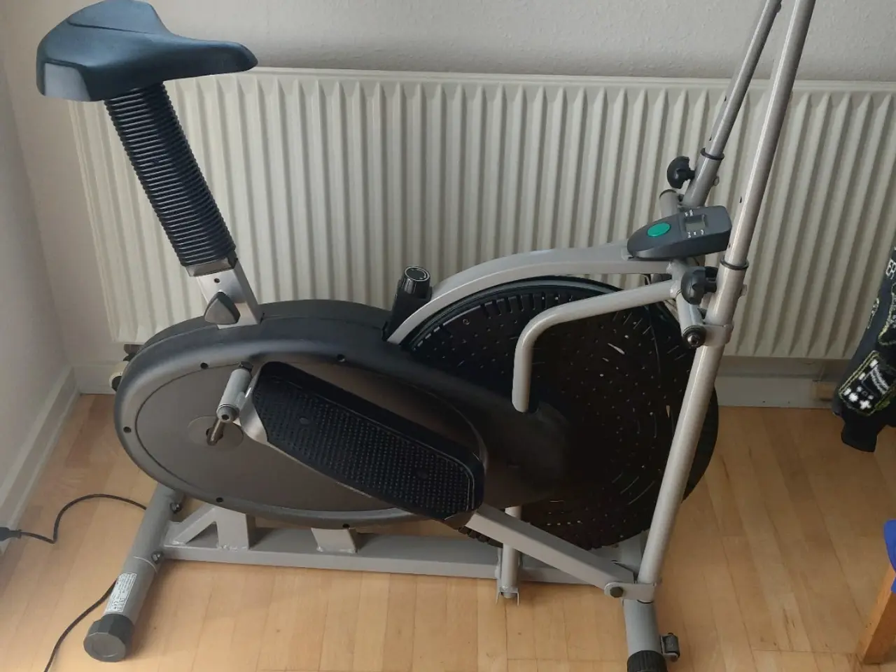 Billede 1 - Motioncykel/crosstrainer i en