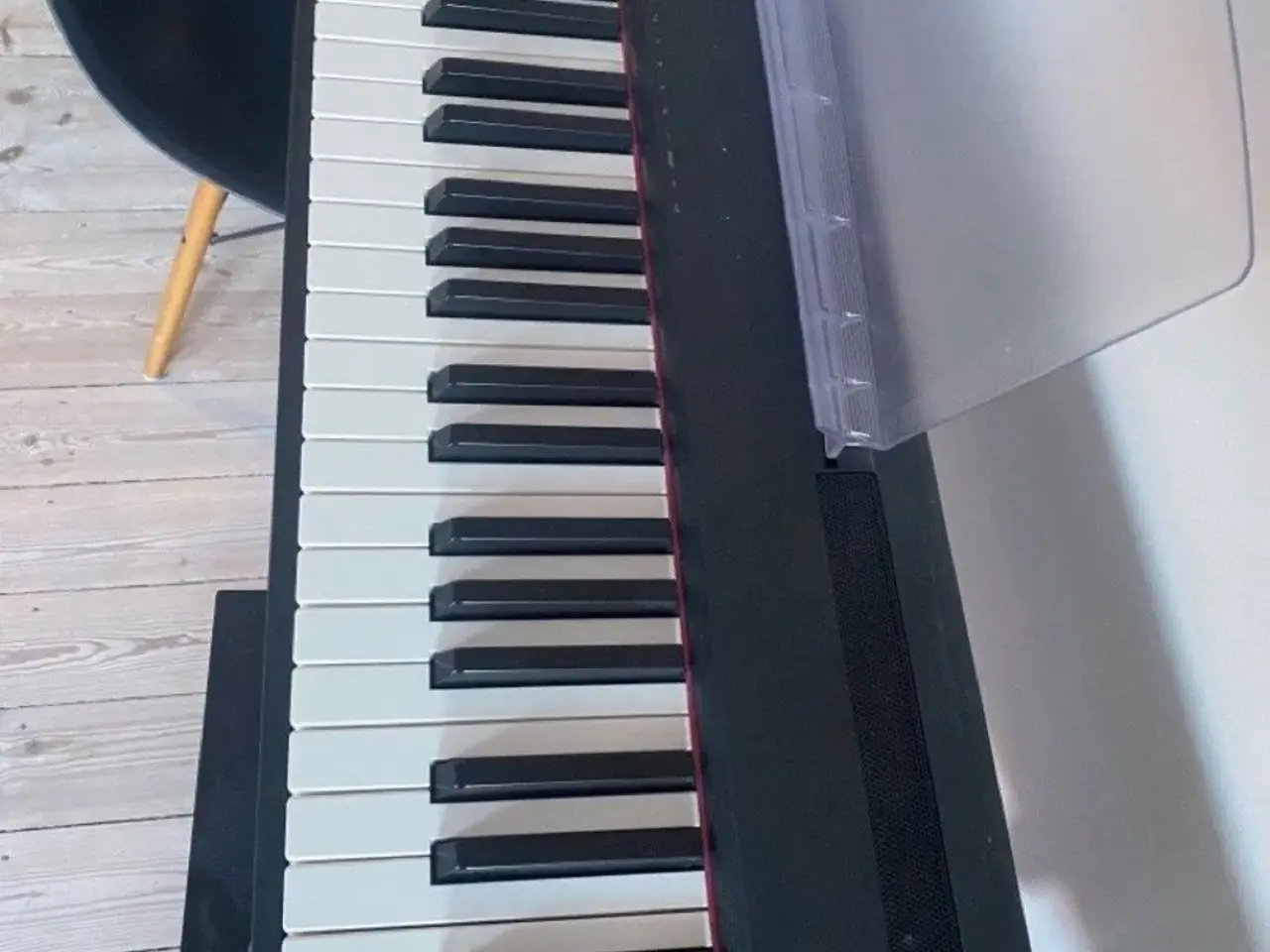 Billede 2 - UDLEJES - Yamaha klaver (p-95)