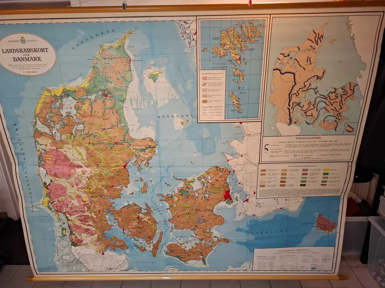 Billede 1 - Gl vægkort
