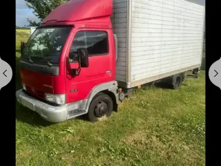 Nissan capstar Sælges til import