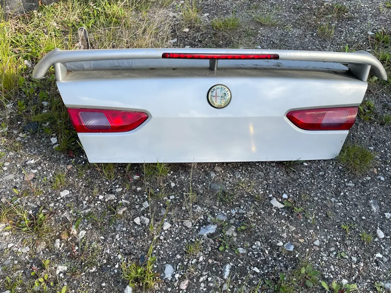 Billede 1 - Alfa Romeo 156 spoiler 