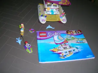 Lego Sunshine Catamaran 41317