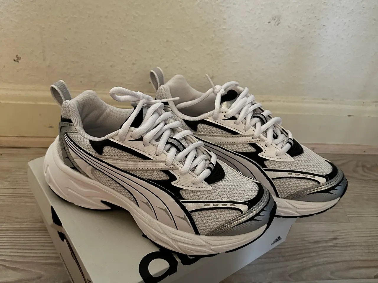 Billede 2 - Puma sneakers str 37
