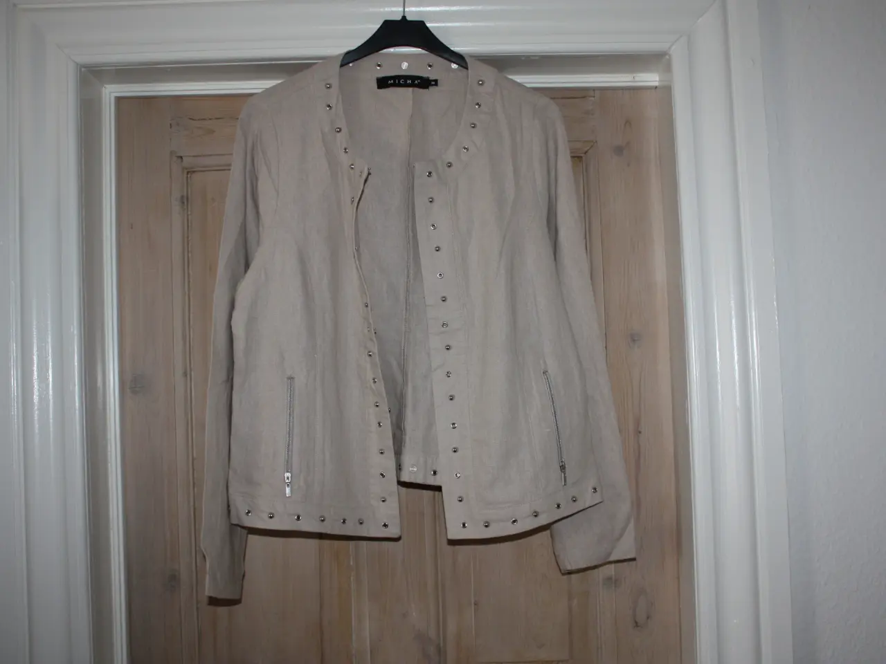 Billede 1 - Micha blazer / jakke str. 36 55% Linen 45% Viscose