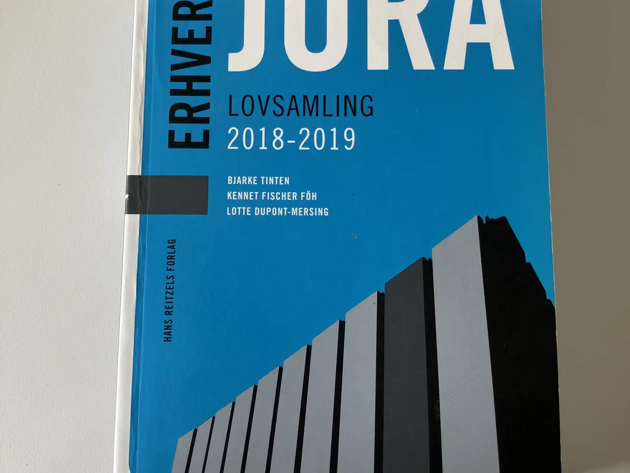 Billede 1 - Erhvervsjura - Lovsamling 2018-2019. Red. Tinten,