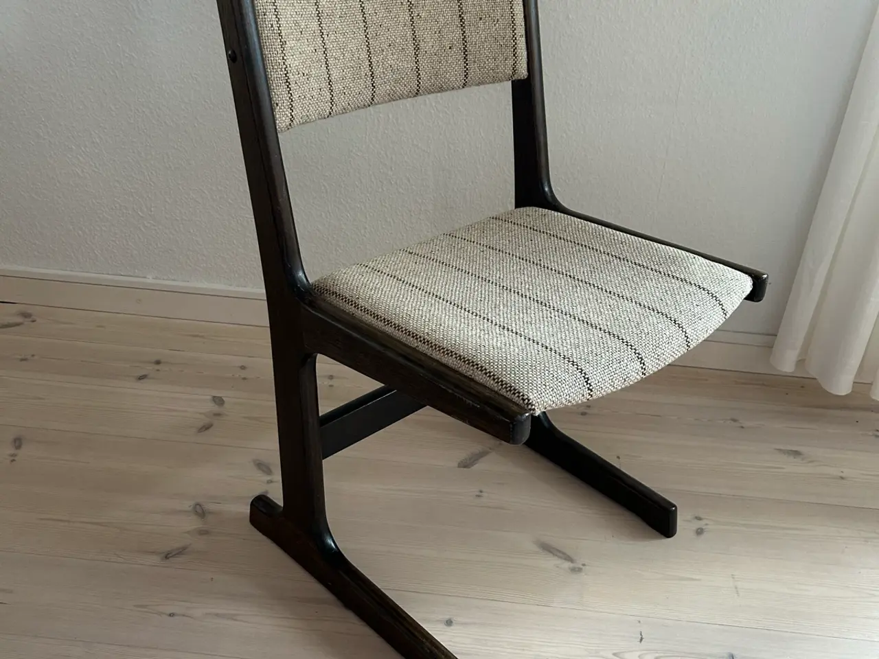 Billede 1 - Farstrup Retro Frisvinger Stole