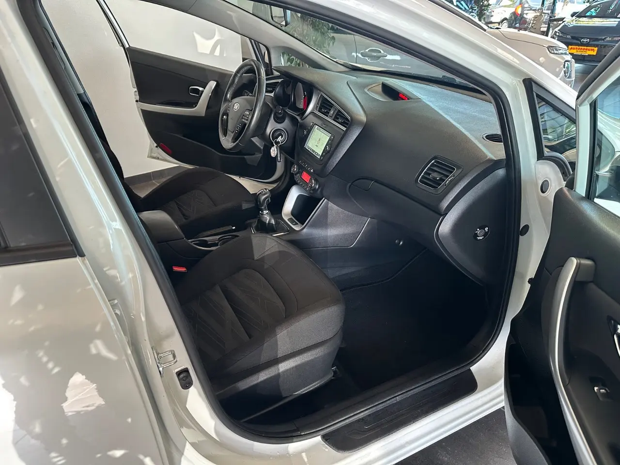 Billede 5 - Kia Ceed 1,4 CVVT Style Limited